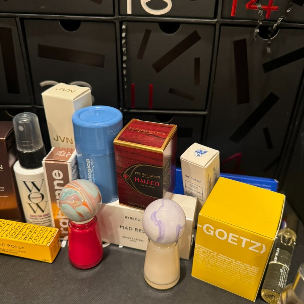 $800 Net-a-porter Calendar REFILLED Malin Goetz Rabanne Byredo - Picture 3 of 4